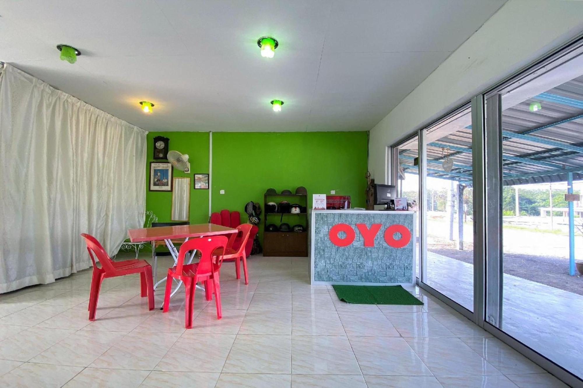 Capital O 90168 Serambi Pelangi Chalet Changlun Buitenkant foto